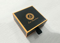Goldfarbkasten-Kanten-Papiergeschenkbox mit dem glatte Laminierungs-heißen Stempeln fournisseur