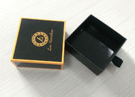 Goldfarbkasten-Kanten-Papiergeschenkbox mit dem glatte Laminierungs-heißen Stempeln fournisseur