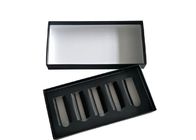 Mattlaminierungs-Flachgehäuse-Geschenkbox-schwarzes Pappparfüm, das mit Einsatz verpackt fournisseur