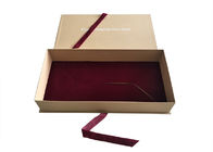 Faltende Kraftpapier-Geschenkbox-Samt-Band-Schließung für das Hochzeits-Kleiderverpacken fournisseur
