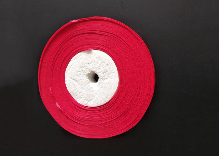 Polyester Spandex-rotes Satin-Band Rolls, gesticktes Massensatin-Band-langlebiges Gut fournisseur