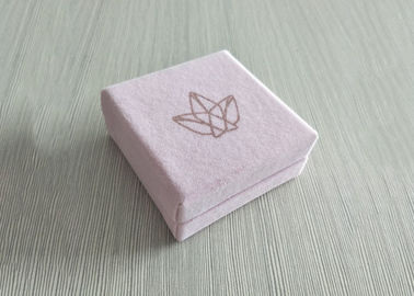 China Rosa Samt-steifer Kasten-Deckel-Einsatz-innerer Behälter für Schmuck-Ring Soem/ODM verfügbar usine